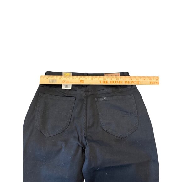 Lee Women's Legendary Mid Rise Straight Leg Jean Size 6 Short - Picture 6 of 13